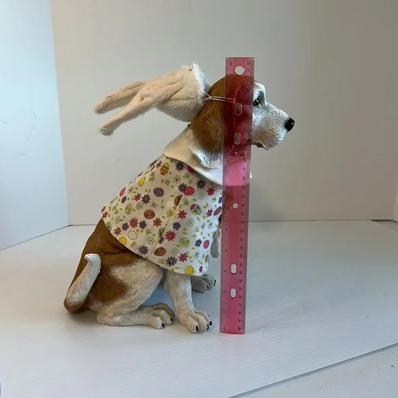 Resin Easter bunny ears basset hound dog sculpture - Picture 4 of 6